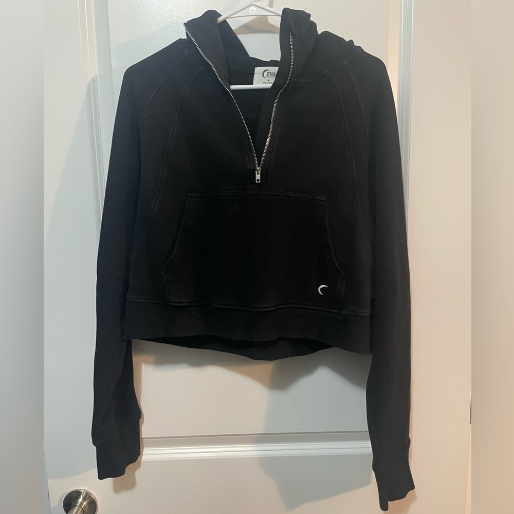 Zyia Black Cropped 1/2 Zip Hoodie Sweater Sz M